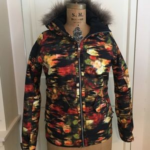 Burton Women’s Dryride Size Small Coat NWOT